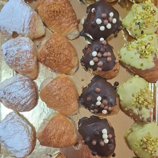 Bandeja croissants variados