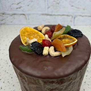 პასკა ( 1000 გრ ) შავი შოკოლადით და ჩირით