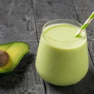 BATIDO DE AGUACATE
