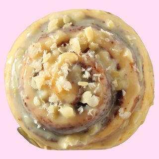 Macadamia Roll