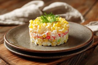 Salata od surimi štapica 200gr