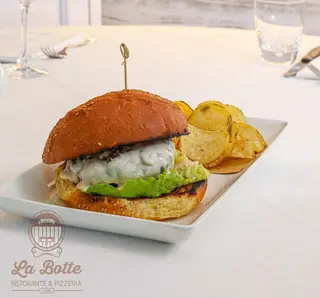 Octoburger con panino fatto da noi (1-3-4-7-8-11)
