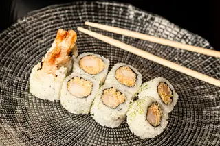 Makis Caviar (8 Uds.)