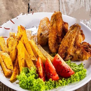 Menú alitas + patatas + bebida