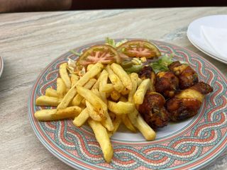 Plato De Pollo Frito (3 Uds.)