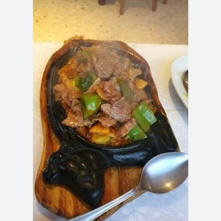 Ternera  en Fuente Quemada al Estilo Chino