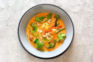 Gambas Con Thai Curry Rojo