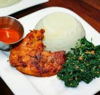 Ugali + tikka(kifua) +mchicha