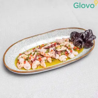 Salpicón de pulpo, rape y gamba de costa a la vinagreta de manzana