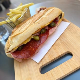 Baguette Charcuterie