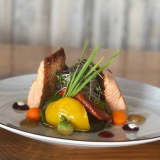 Salmón A La Plancha