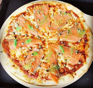 Pizza Salmón