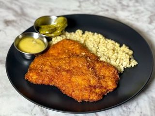 Курячий шніцель з булгуром (280g)