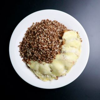 Куриный стейк с сыром