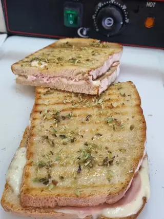 Tosta Mista
