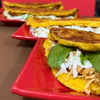 CACHAPA CARNE MECHADA