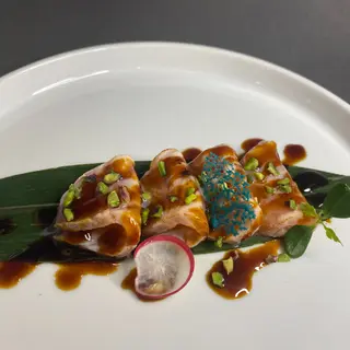 21 Sashimi flambè