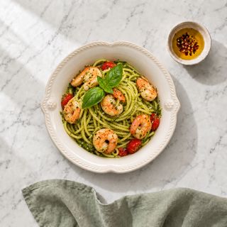 Spaghetti Al Pesto Con Gambas