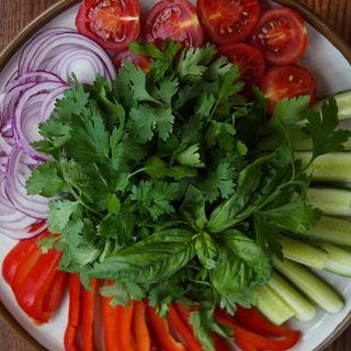 Грузинська овочева тарілка