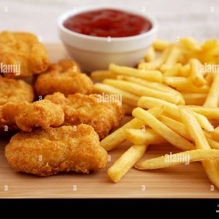 Nuggets e patatine