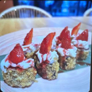 37A. Hosomaki Frito Fresa