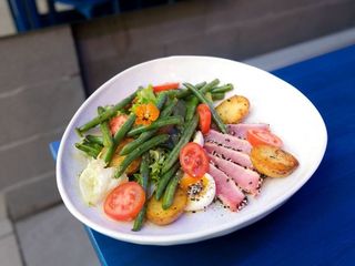 Салат нісуаз