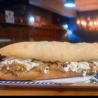 Bocadillo De Ternera deshilachada