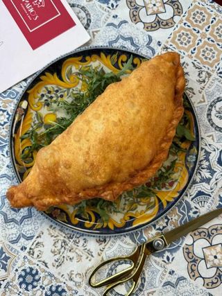 Pizza fritta Picante