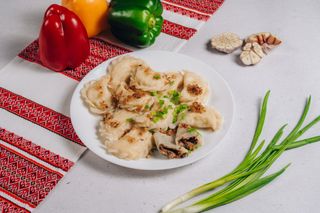 Warenyki z kaszą gryczaną i grzybami (12 szt.)