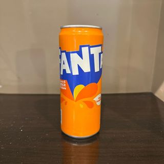 Fanta lattina