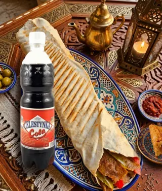 PITA SHAWARMA WOŁOWA MEDIUM, COLA, BAKLAWA ORZECHOWA