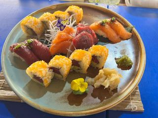 Tabla Sake Maguro Miru