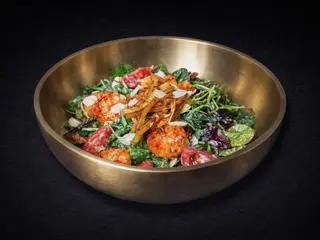 Салат з креветками та манго (205g)