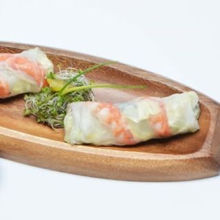 Rollitos de Vietnam con Ensalada