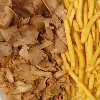 Plato ( solo Carne Y Patatas sin ensalada)