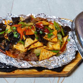 Тебян с говядиной и тофу