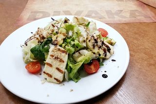 Салата Халуми (300г)