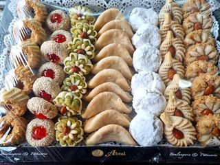 Grand Plateau Gâteaux Traditionnels 