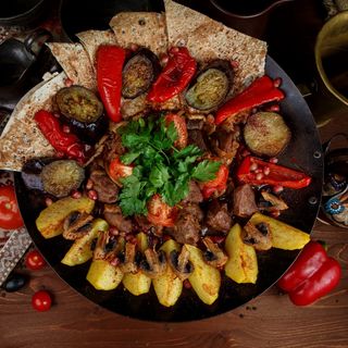 Садж Говурма из курицы (на 2 персон )