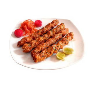 Seekh kebab de pollo o ternera