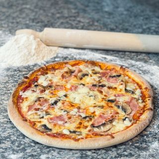 Pizza Prosciutto Funghi Ø 32 cm 