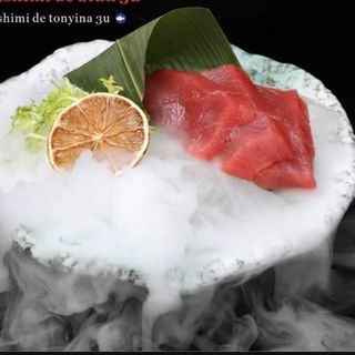 165-sashimi de atun 5u