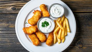 Piratki rybne z frytkami