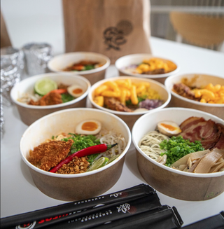 Zestaw 2 ( 2x spicy miso, laksa ramen kurczak, shoyu ramen)