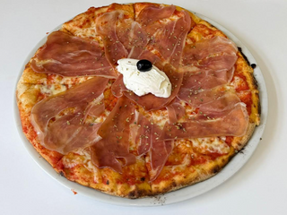Pizza Pršut