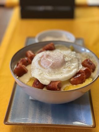 Mamaliga cu branza de burduf