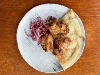 Шашлик з курячого стегна