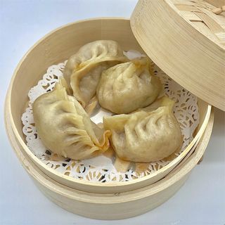 16 Ravioli di carne al vapore - 4 pezzi 饺子
