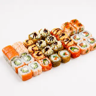 Taste of Tokyo Set - 32 pcs / 970 g
