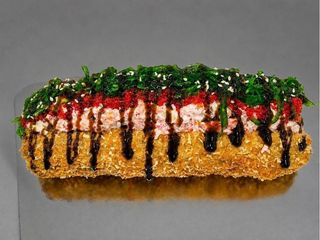 СУШІ ХОТ-ДОГ З ЛОСОСЕМ (500g)